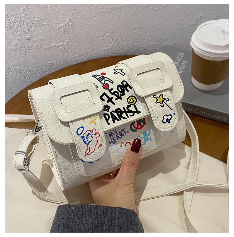 Трендовая женская сумка кроссбоди в стиле колор-блок с граффити - Летняя мода 2023