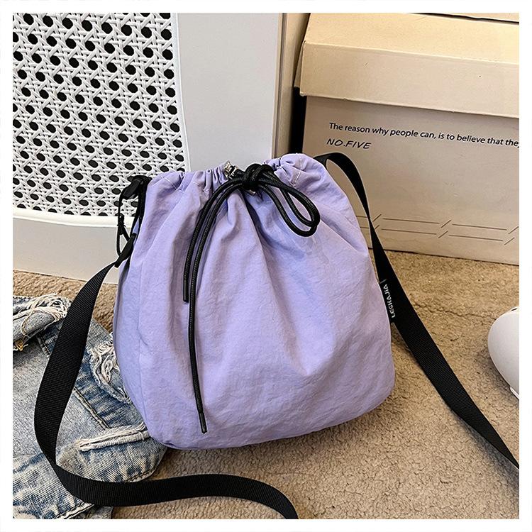 Сумки женские студенческие сумки-ведра легкие спортивные и для отдыха сумки через плечо большой емкости