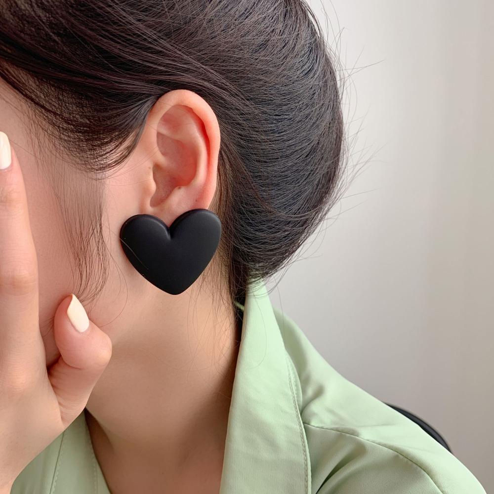 Fashion Creative Trendy Temperament Acrylic Vintage Heart Stud Earring 925 Sterling Silver