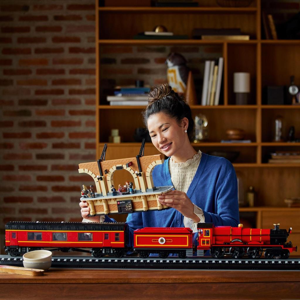 LEGO Harry Potter Hogwarts Express Edition Toy Toy Present Birthday Block Christmas Men Women Train Vehicle Interior Stylish 76405 - Collector's