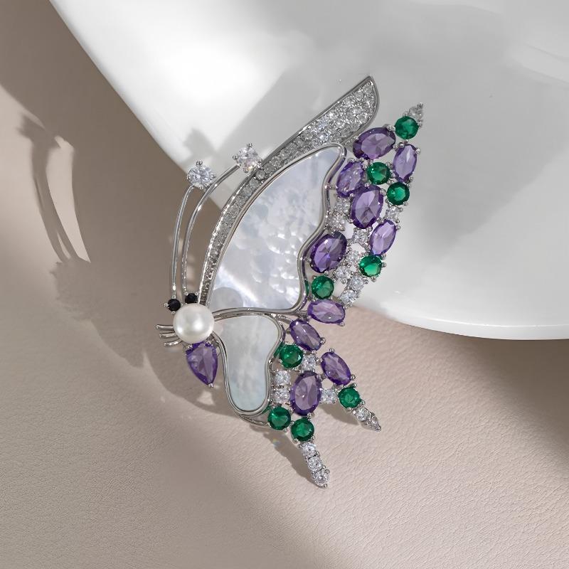 Butterfly Brooch, High-end and Luxurious Style, Crystal Brooch, Exquisite and Fashionable Pin
