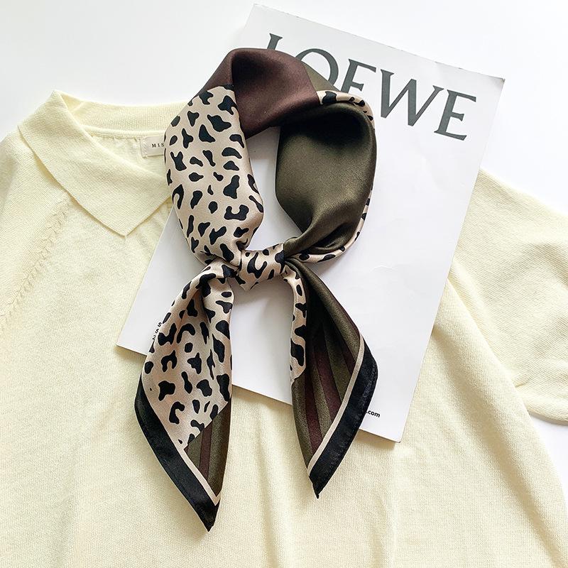 Korean Version of Spring and Summer New Leopard Print Small Square Scarf for Women's Silk Scarf Mulberry Silk Gift Scarf Decorative Scarf Shawl