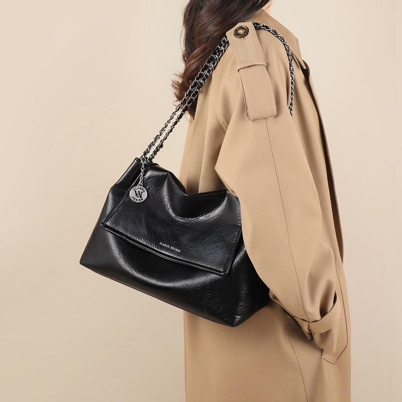 Tote Bag Women's New Autumn and Winter High-end Large Capacity Wandering Bag Chain Shoulder Crossbody Bag