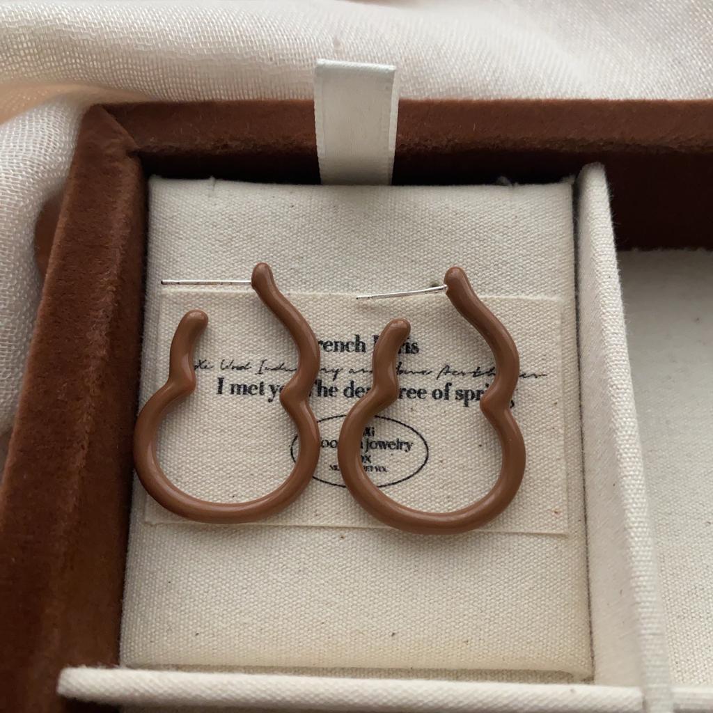 Irregular Curve Oil Drip Earrings Earrings Three-Dimensional Fashion Personality Temperament Advanced Sense Line Smart Retro Earrings