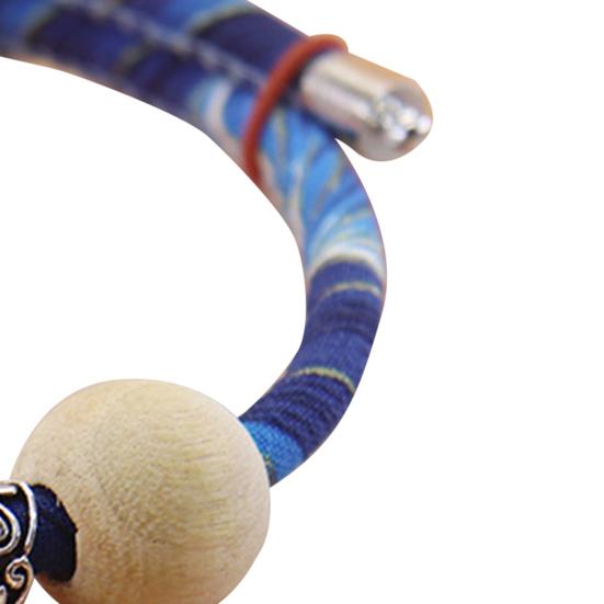 Pet Collar Natural Camphor Wood Insect Repellent Safe Anti-Flea Pet Kitten Collar with Bell Pet Supplies