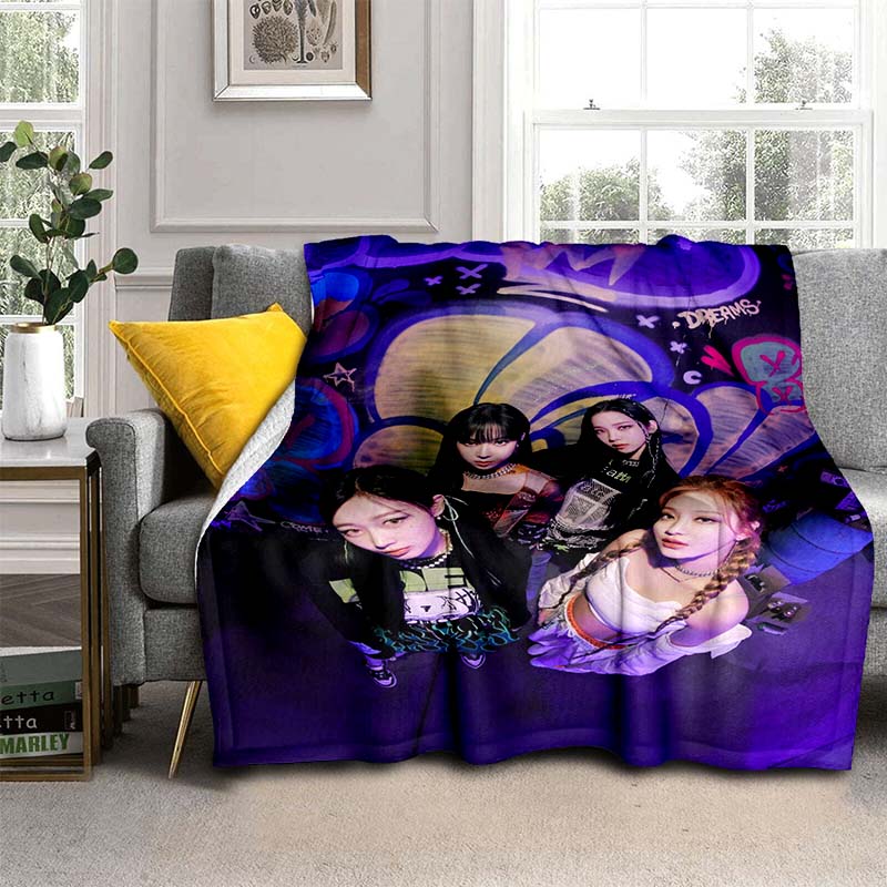 Soft flannel blanket, K-POPX-XG girl group poster blanket, portable home travel blanket, suitable for sofa beds, bedrooms, and