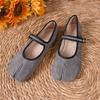 Японский стиль Таби Ниндзя Обувь Женская Ретро Замшевые Лоферы Разделенный Копытный Носок Мокасины Балетки Обувь