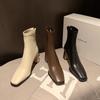 Французские коричневые короткие женские сапоги на высоком толстом каблуке с застежкой-молнией сзади, квадратная головка, новинка 2025 года, зимние корейские сапоги с эластичной тонкой подошвой