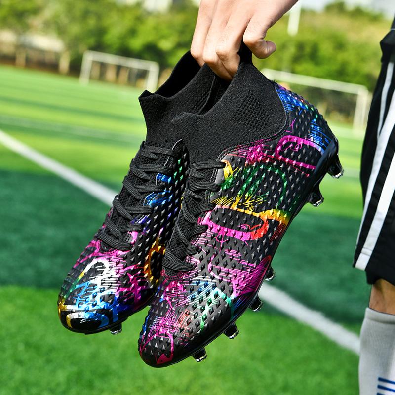 Men Soccer Shoes Kids Football Boots Women Professional Soccer Cleats Antiskid Chaussure Football FG Outdoor Football Shoes