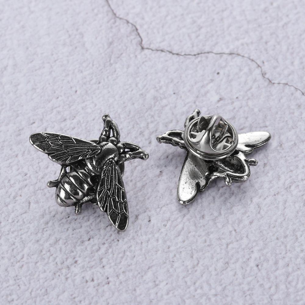 1Pair Clothing Accessories Small Retro Bee Brooches Suit Collar Pins Metal Men Women