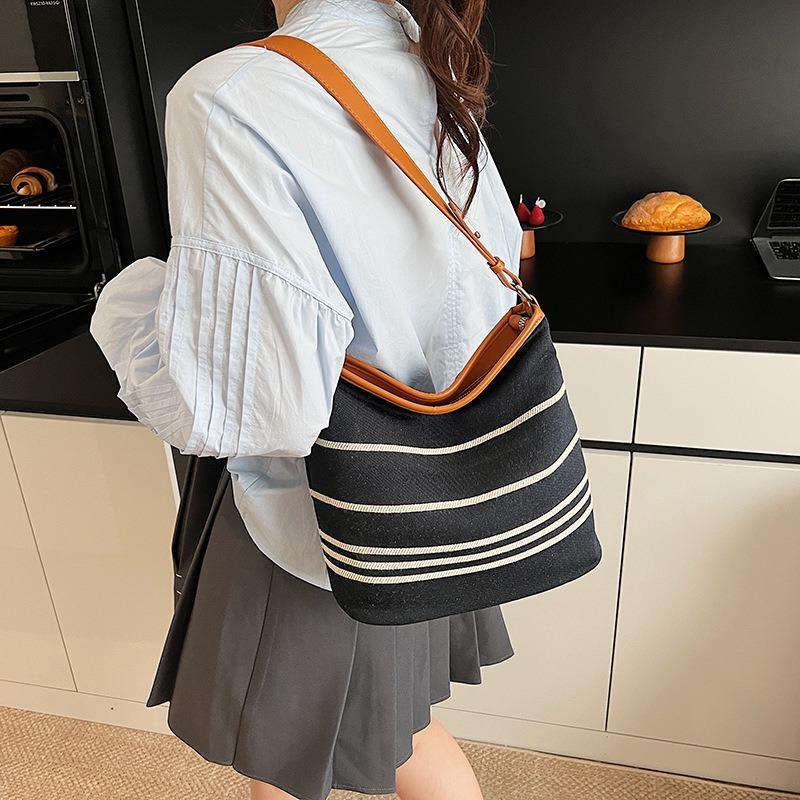 Casual summer small bag women's new light luxury simple canvas oblique span bag shoulder tote bucket bag