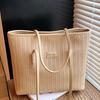 A Large-capacity Stylish Single-shoulder Bag for Summer A High-quality Tote Bag for Commuting To School