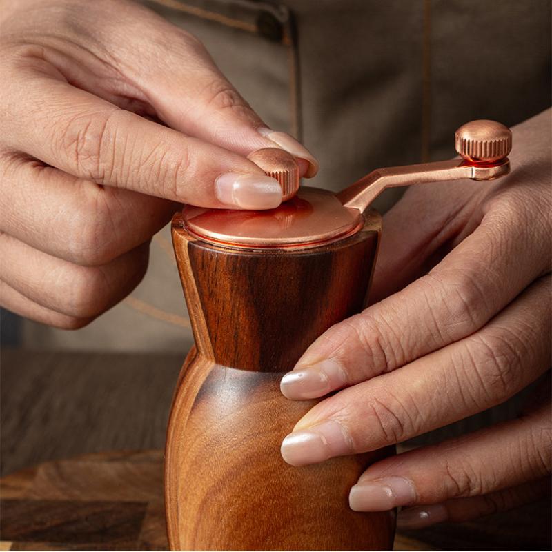 Wood Salt and Pepper Grinder Hand Cranked Set with Base Multi-purpose Pepper Mills Seasoning Organizer Box Kitchen Cooking Tools