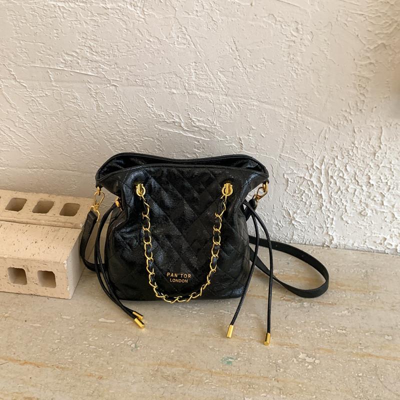 IELGY Fashionable All-Match Messenger Bag Commuter Shoulder Bucket Bag