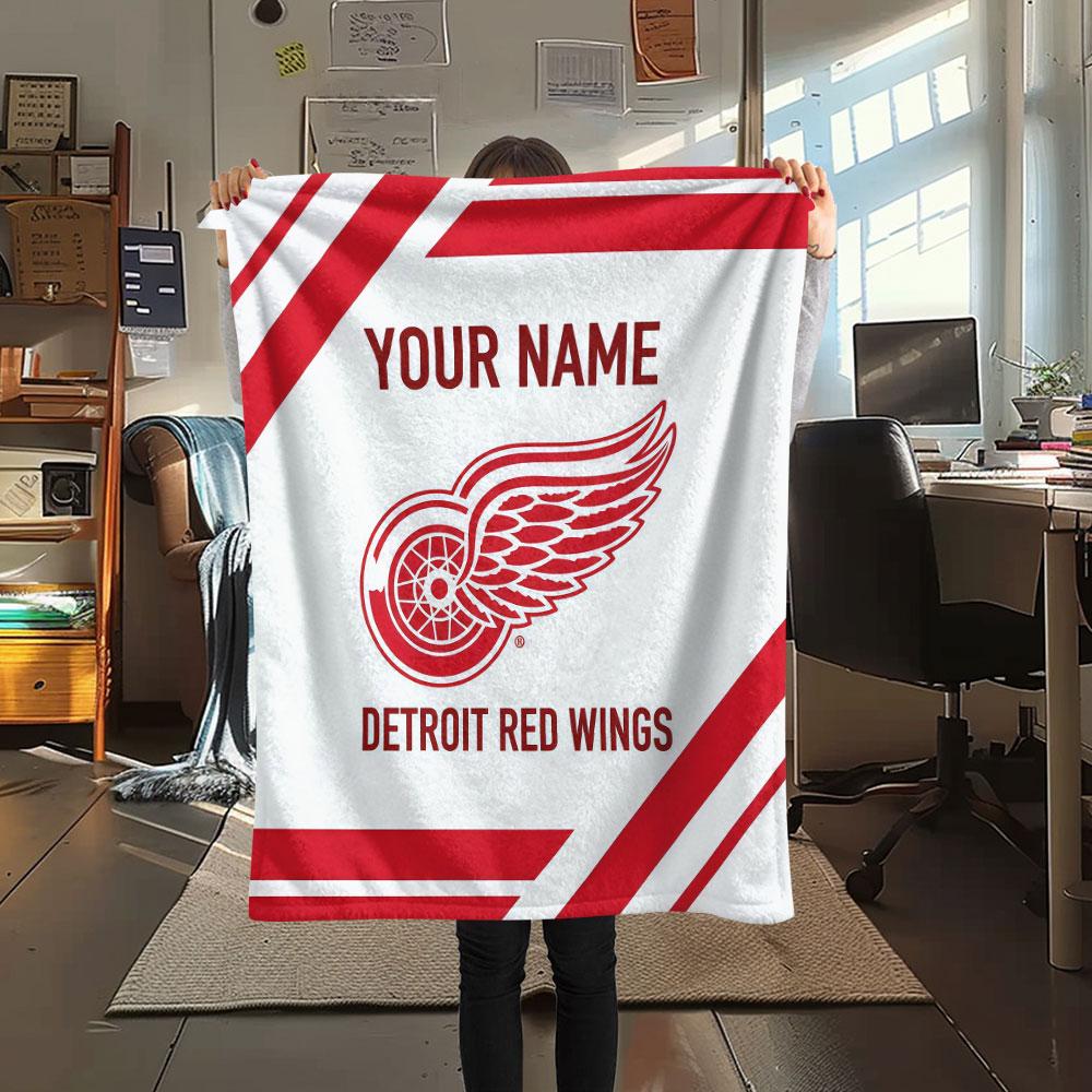 Custom Name,Detroit Red Wings Printed Flannel Blanket, soft throw for bedroom sofa, washable, Christmas present, great gift.