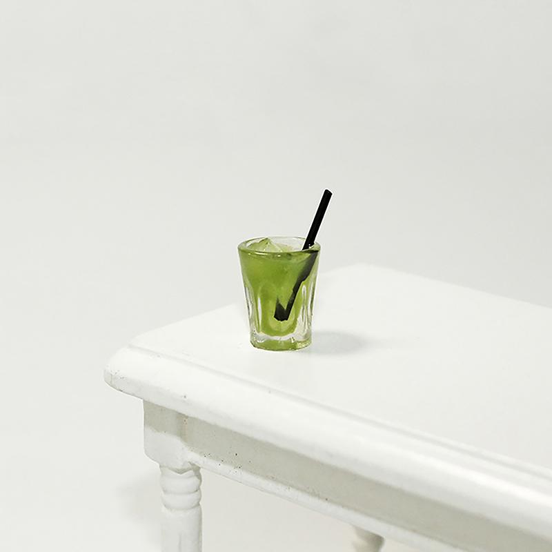 Миниатюрные игрушки, коктейльные напитки, куклы, игрушки, аксессуары для кукольного домика, миниатюрные предметы, подходящие для 1:6/1:12 кухонных украшений кукольного домика