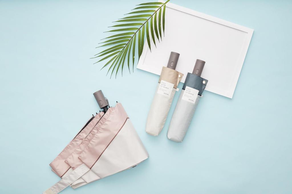 Серия Waterfront Складной Солнцезащитный Зонт Umbulatio UV Шик Этот удобный, но легкий автоматический зонт весит всего 240 г. Он защищает от УФ-лучей и жары.