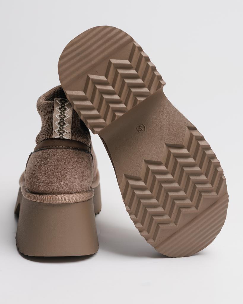 Uggs with a Platform Sole Allsy 8752 37 Beige Suede Wool