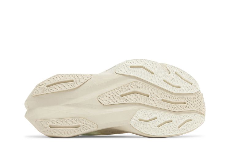 Women's Sneakers New Balance FuelCell Rebel v4 White Linen (Women's) White/Linen/Sea Salt
