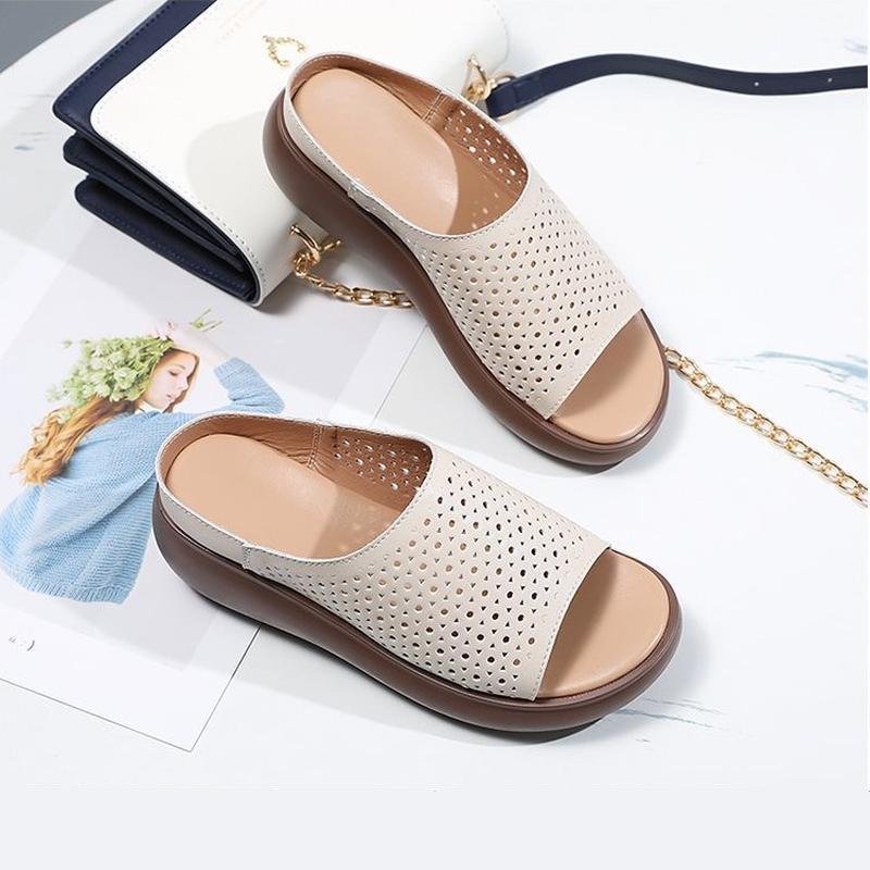 Летняя мягкая кожаная перфорированная обувь, женские полые тапочки