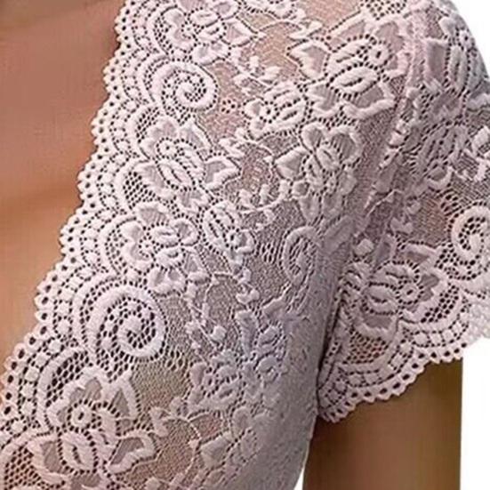 Женское ночное платье-футляр с тонким прозрачным кружевом с тонким коротким рукавом и глубоким вырезом с V-образным вырезом и цветком