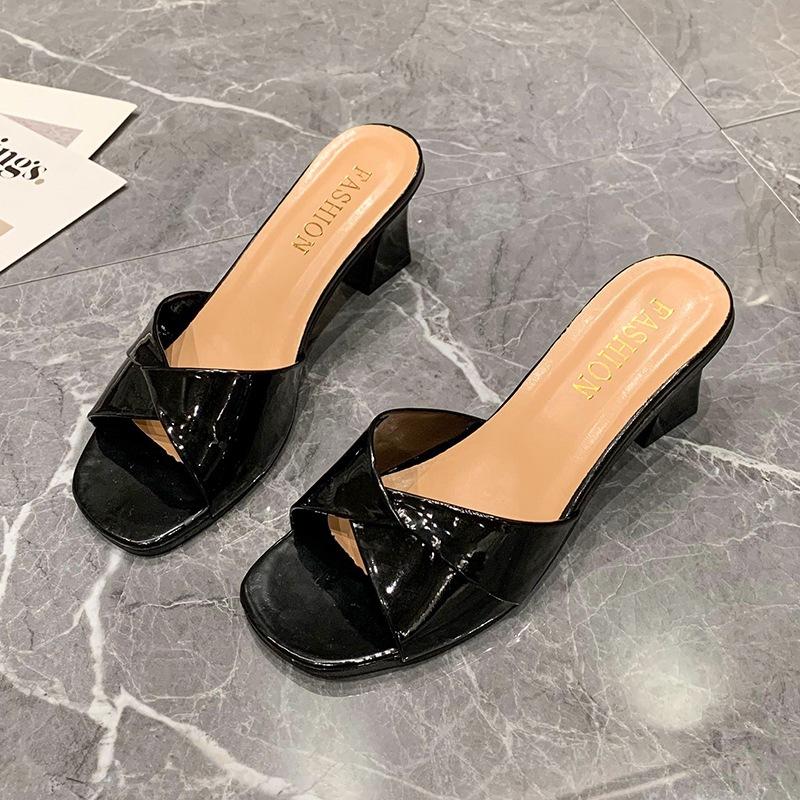 In the Summer of 2025, the New Wedge Heel High-heeled Slippers Women's Thick Heel One-word Drag Wear Cool Slippers Fish Mouth Patent Leather Slippers