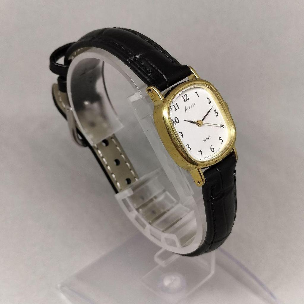 Used Battery replaced / 1986 SEIKO Avenue Ladies Vintage
