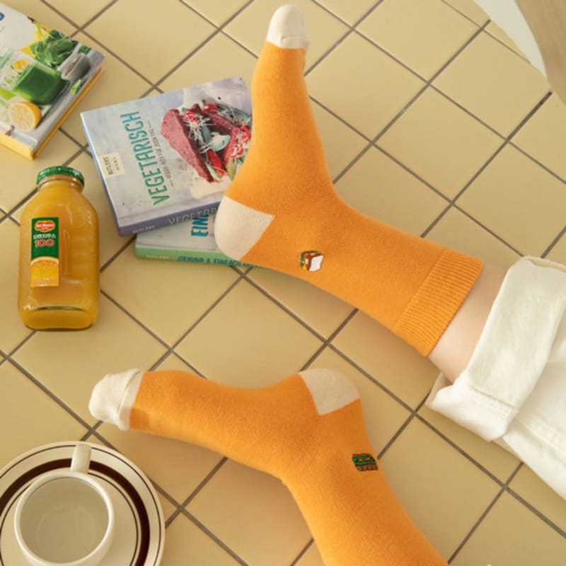 SNOOZY Sandwich Embroidered Socks (Marigold)