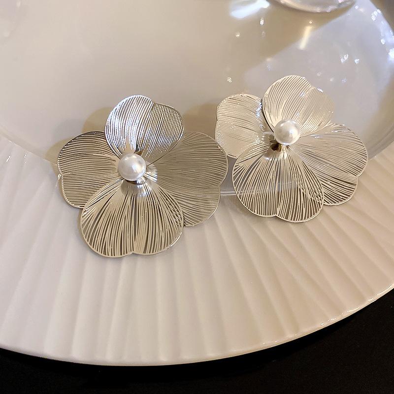 New Fashion Translucent Flower Stud Earrings for Women Acrylic Imitation Pearl Big Floral Korean Fairy Girls Lovely Ear Jewelry