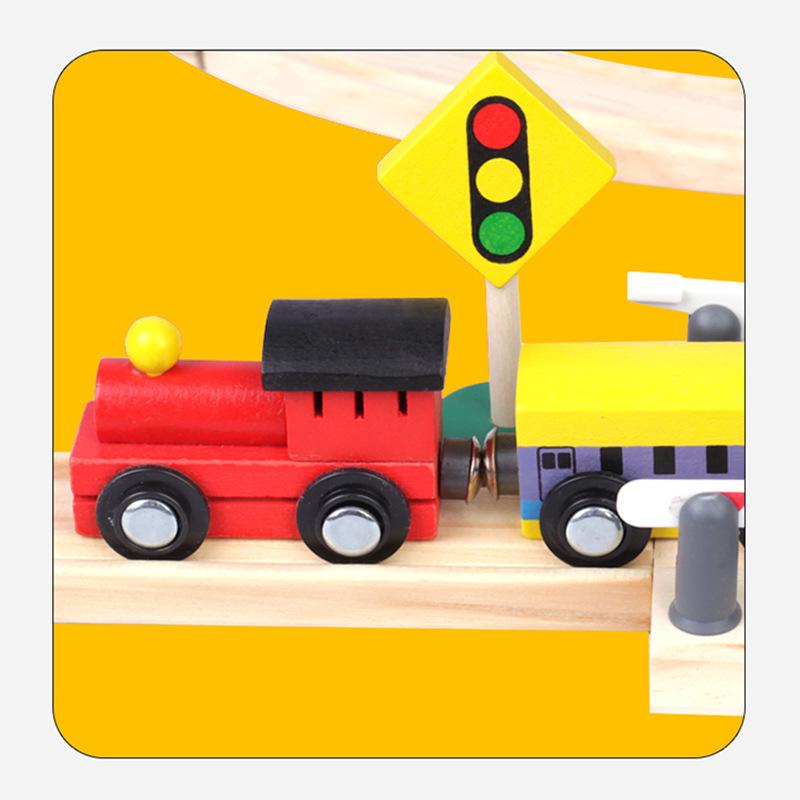 Набор деревянных железнодорожных путей и строительных блоков для городского рельсового транспорта (100 шт)