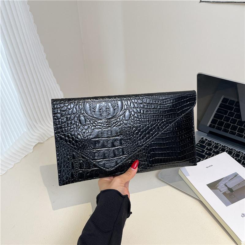 Новый яркий кожаный осенний однотонный тренд, личность, большая вместимость, узор крокодила, модная ручная сумка-конверт для женщин