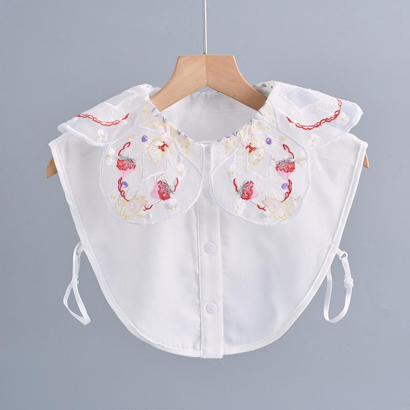 New Fake Collars Woman Vintage Half Shirt False Collar Woman Embroidery Detachable Lapel Collar Faux Col Accessories