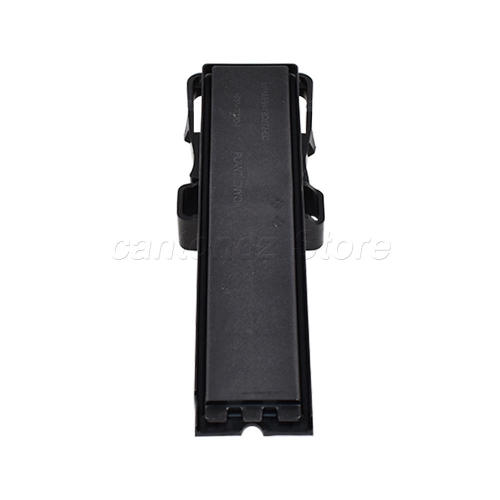 Car Filter Conditioner Cover Cabin Filter Cover For Ford 1703440 For Focus 2012-2018 Replacement AV6N-19D672-EA