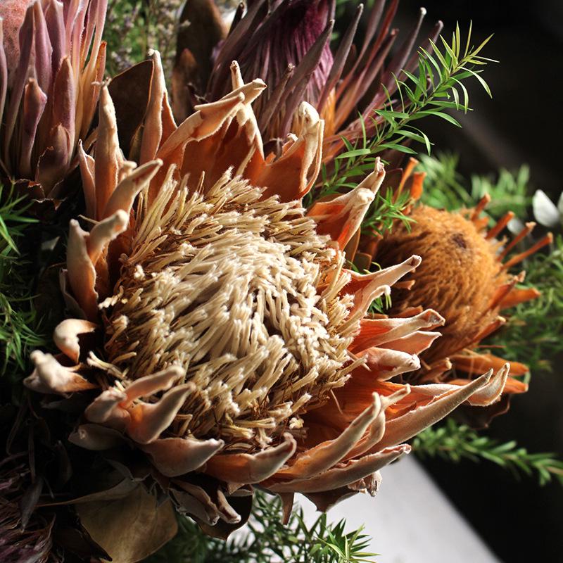 Deluxe Emperor Preserved Real & Dried Flowers Decor Arrangement
