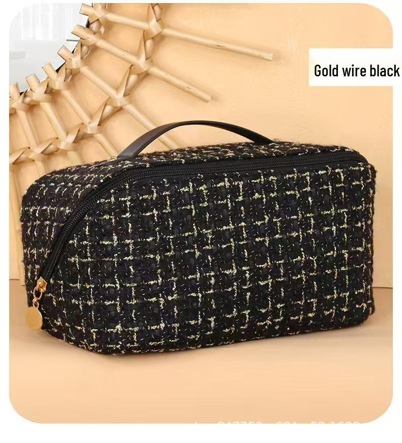 Вместительная косметичка в корейском стиле: Элегантная, портативная и стильная сумка для хранения.