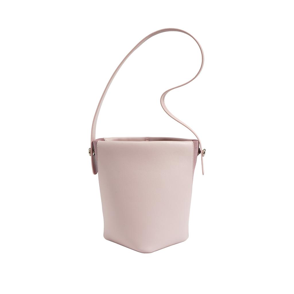 Мягкая кожаная сумка-ведро Весна и лето Нишевая Универсальная Минималистичная Сумка-подмышка на плечо для通勤 Женская