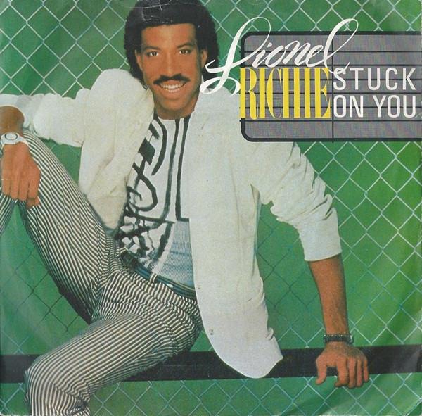 7-дюймовая пластинка LIONEL RICHIE - Stuck On You TMG1341 Motown 1984 UK Soul/Funk Б/у