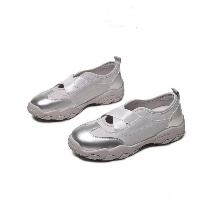 Новые китайские балетки, маленькие белые туфли, женские, 2025, осенние, новые, популярный стиль со стразами, трендовый бренд в стиле инс, универсальные одинарные туфли