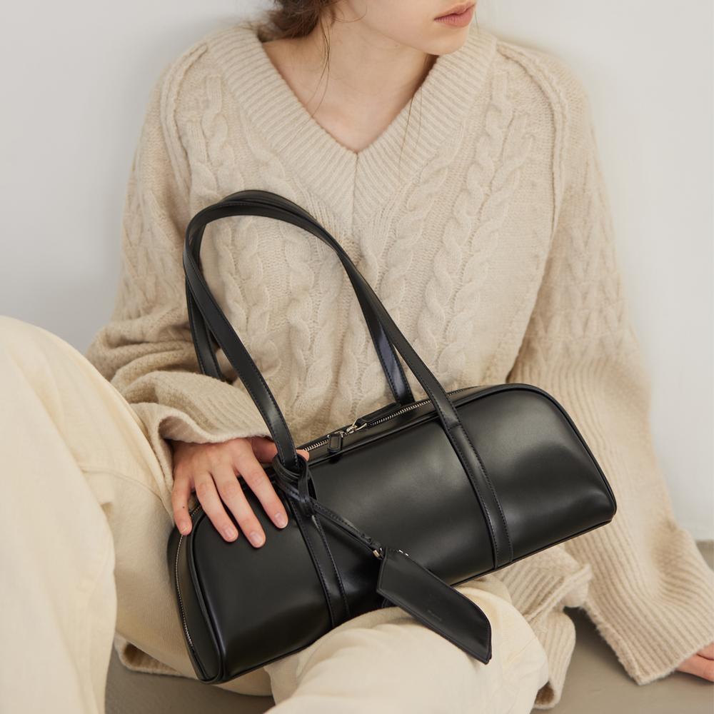 Rond Baton Shoulder Bag Black
