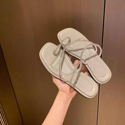 Женская обувь – Сандалии