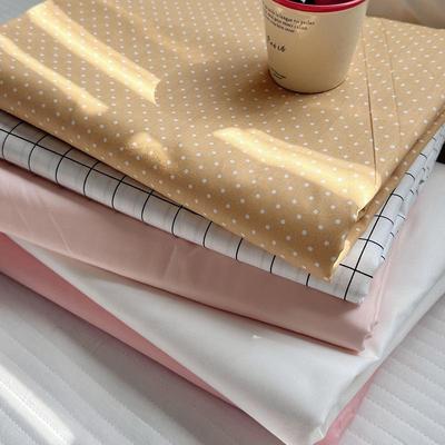 Одинарная хлопковая простыня в клетку - Простыня на резинке и пододеяльник для студенческого общежития