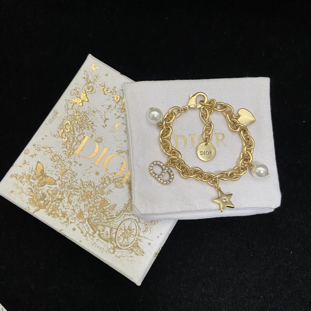 Латунный браслет с вырезанной бахромой, регулируемый бохо-манжета для женщин и мужчин, открытый браслет-манжета с деталью-кисточкой