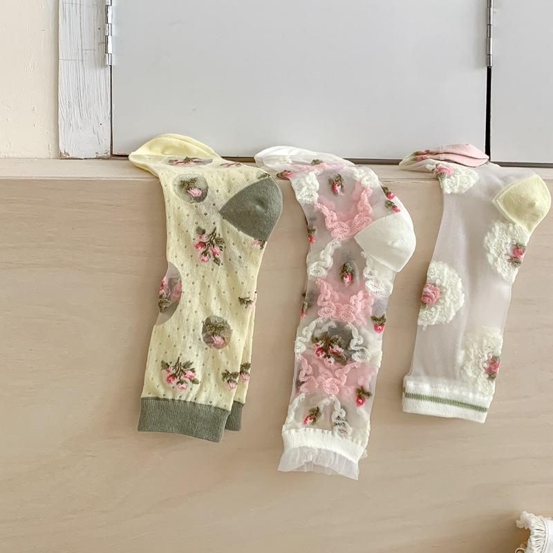 WJN New Women Flower Sock Summer Lace Crystal Glass Silk Socks Short Thin Transparent Roses Jacquard Elastic Ultra Thin Socks
