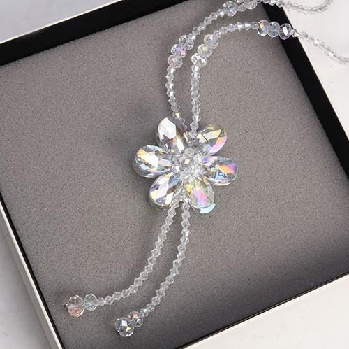 Геометрическое ожерелье с подвеской из больших и маленьких квадратов