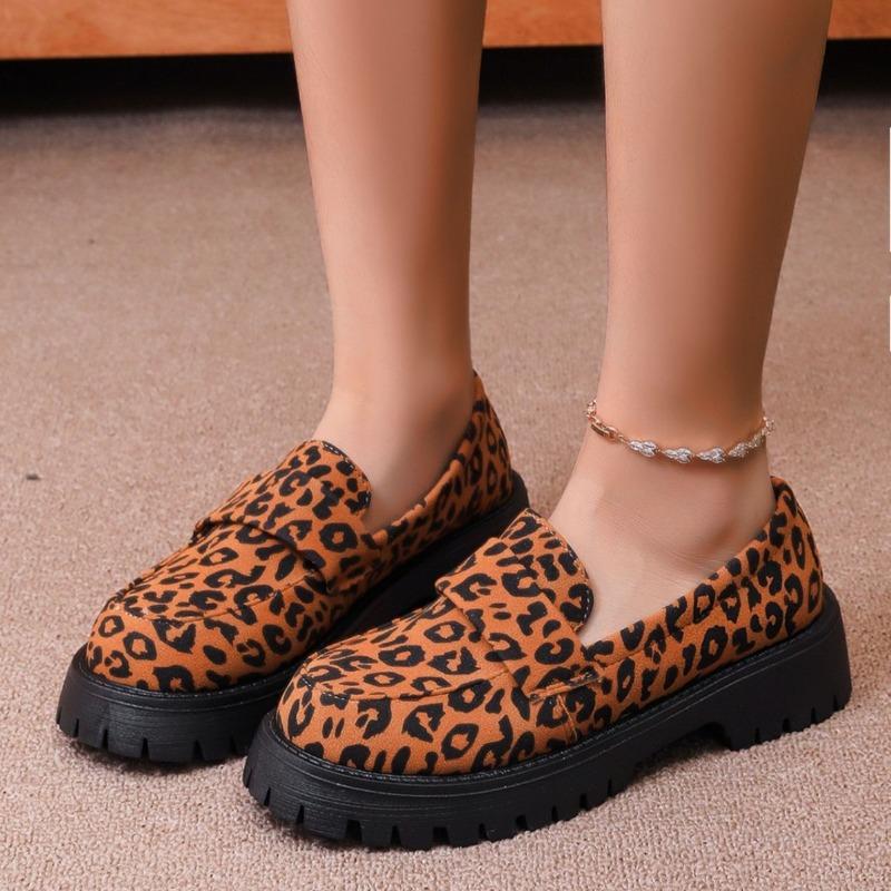 Large Size Leopard Print New Muffin Thick Sole Comfortable and Fashionable One-pedal Small Leather Shoes