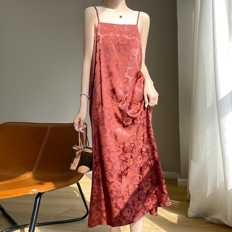 Весна Новое Женское Платье из Ацетатного Сатина с Жакардовым Узором на Воротнике и Бретелях, Без Рукавов, Длинное