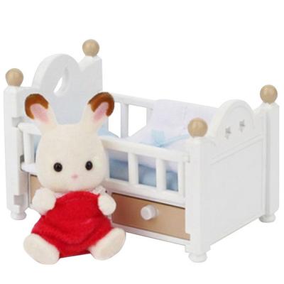 Кукла Sylvanian Family 5017 Chocolate Rabbit Baby & Bed, 1 шт., Популярные игрушки для корейских детей
