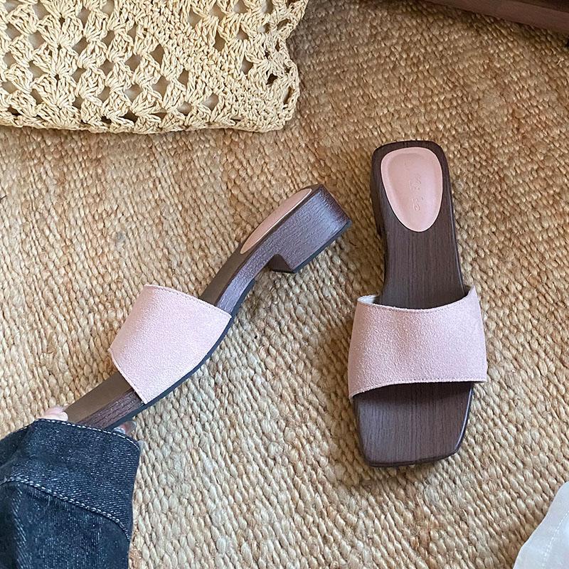 Модные Роскошные Женские Шлепанцы на Низком Каблуке Обувь Новинка Лето Пляж Женские Слайды Сандалии Модные С Квадратным Носком Женские Шлепанцы на Каблуке Обувь
