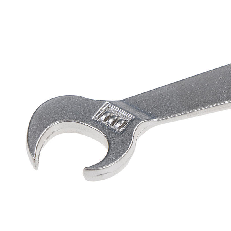 Eco-Friendly Silver Wrench Portable Wrench Bottle Opener Keychain