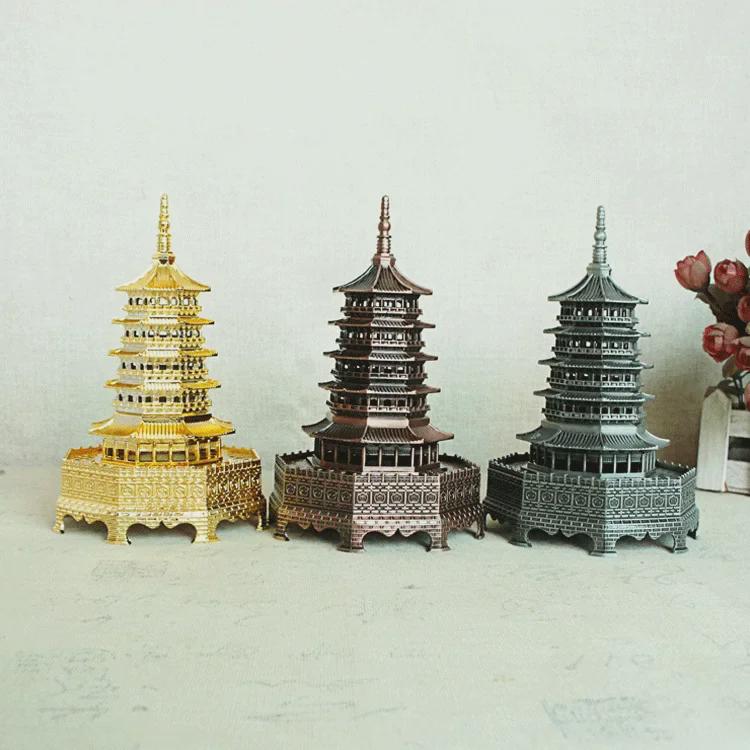 Настоящий сувенир из Ханчжоу: Украшение из сплава «Пагода Лэйфэн» — классический дизайн